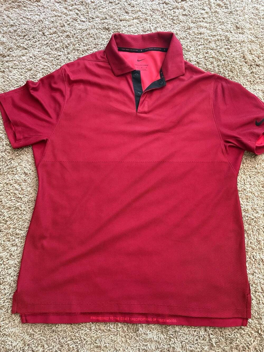 Nike Tiger Woods Collection Dri-FIT ADV Red Golf Polo Shirt Men's Size Medium